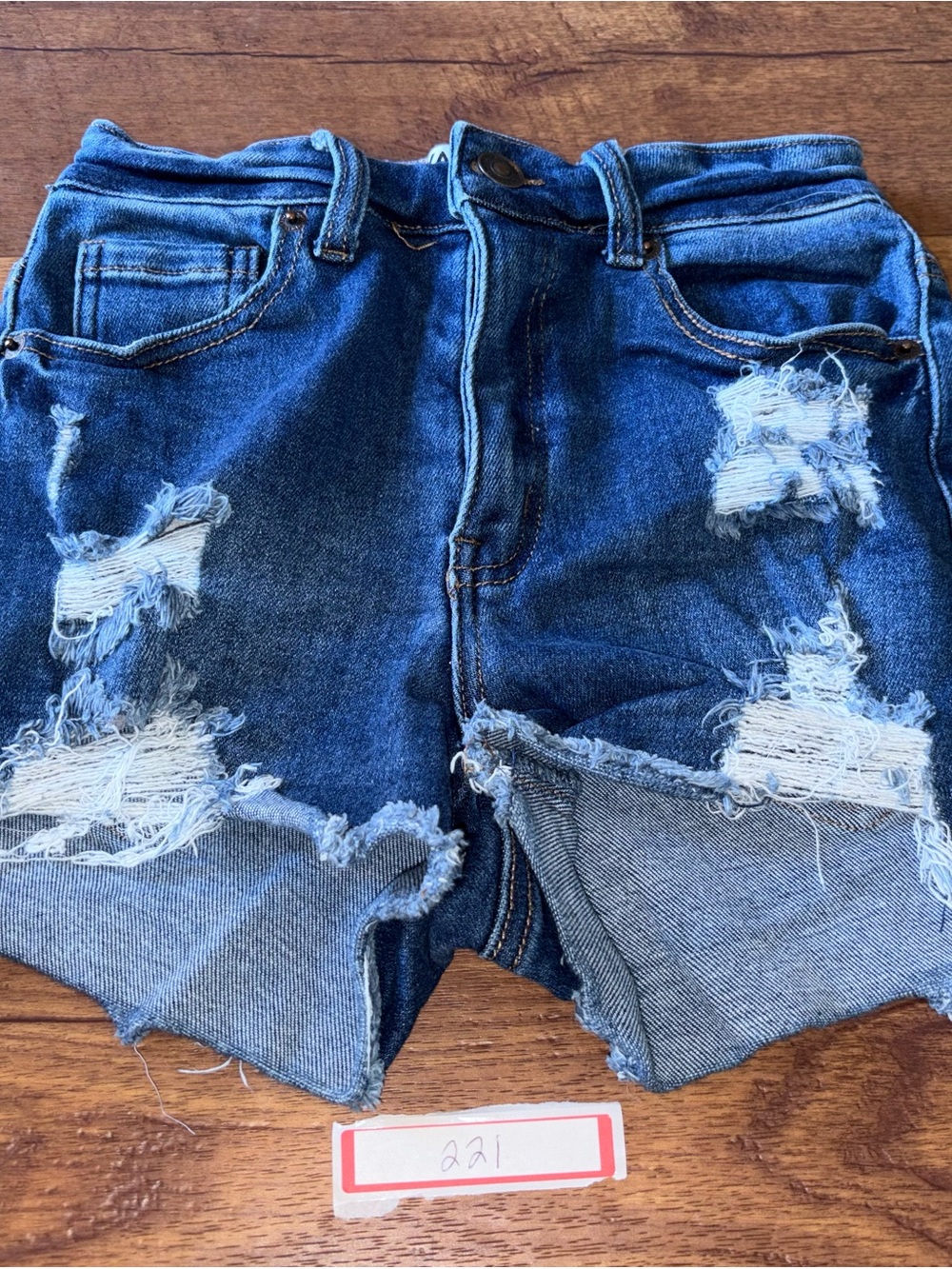 Wax Jean shorts women’s small euc